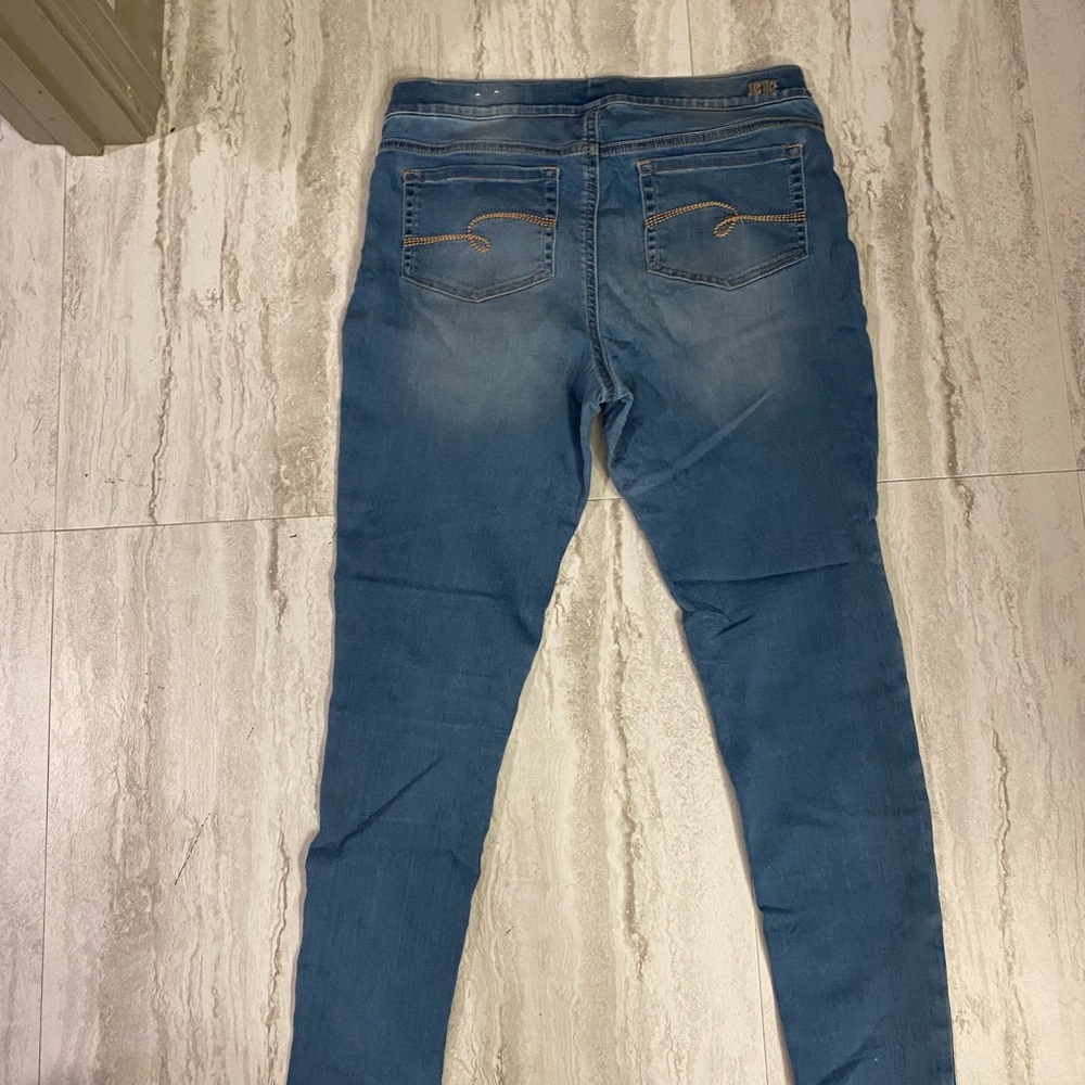 Justice girls jeans, size 18 plus - Picture 2 of 3